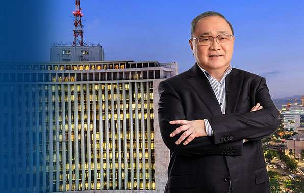 Thumbnail: MVP stands with the Meralco Building