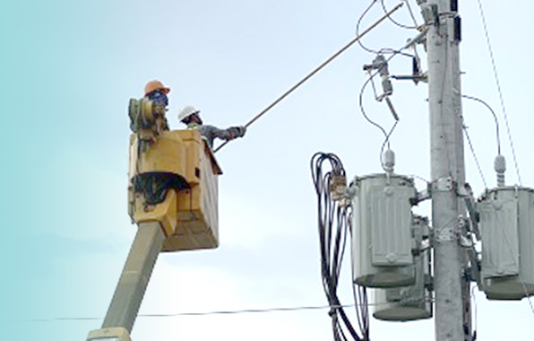 Meralco works to power vaccination centers like Nayong Pilipino