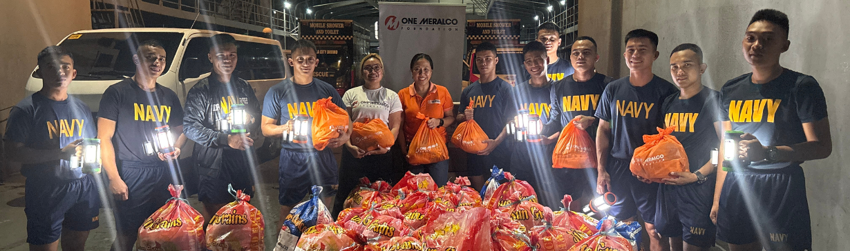 Bringing aid to calamity-stricken Filipinos  desktop