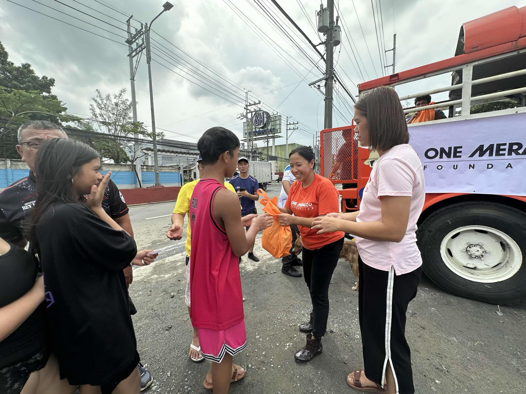 One Meralco Foundation launched relief operations for Super Typhoon Carina victims 2