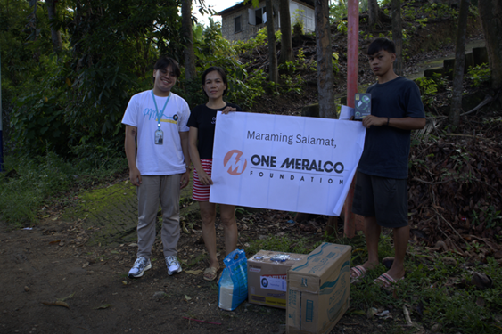 Bringing aid to calamity-stricken Filipinos  3